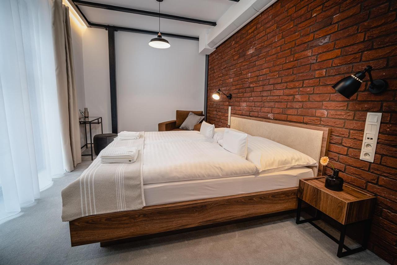 Garni Hotel Dock Bratislava Eksteriør billede