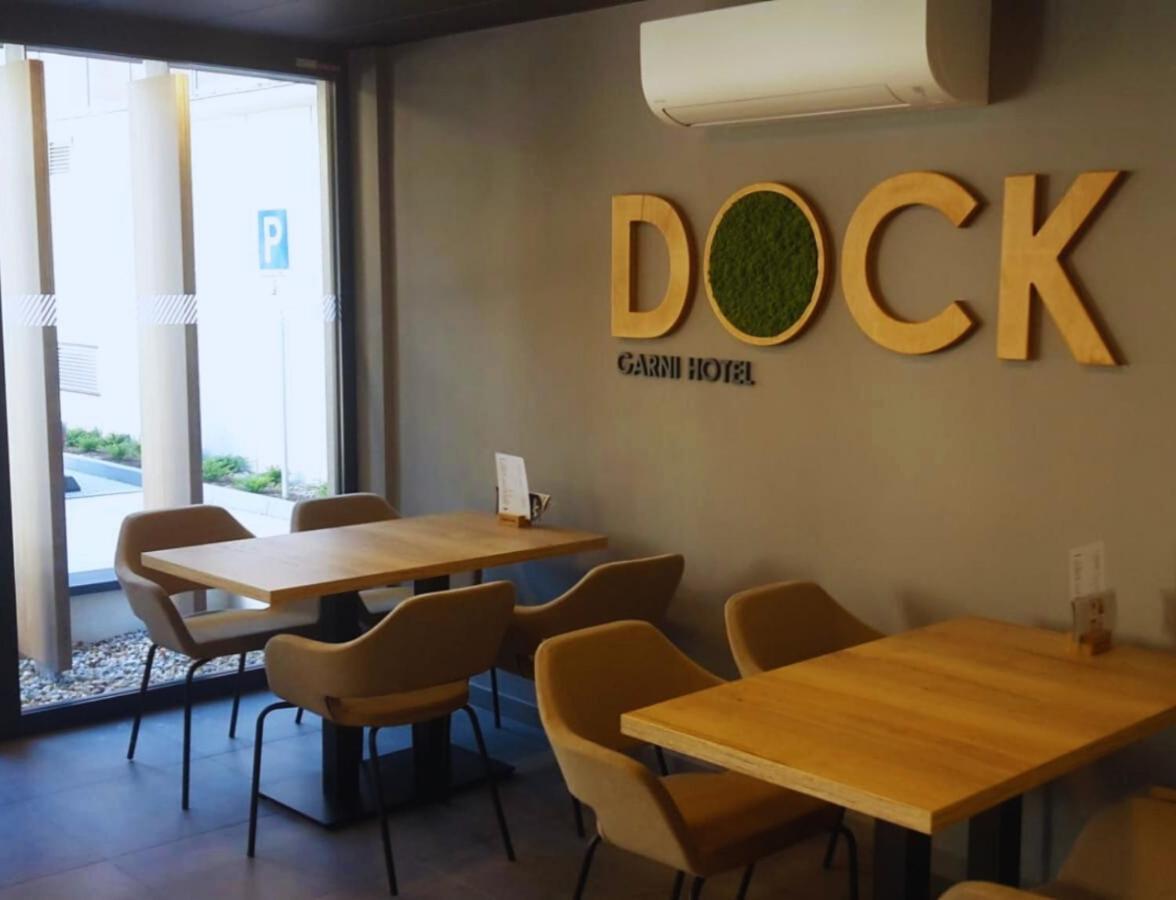 Garni Hotel Dock Bratislava Eksteriør billede